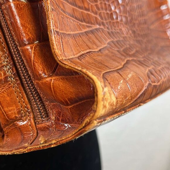 Neiman Marcus Leather Croc Patterned Shoulder Bag  Classic Business Date Night - Picture 10 of 15
